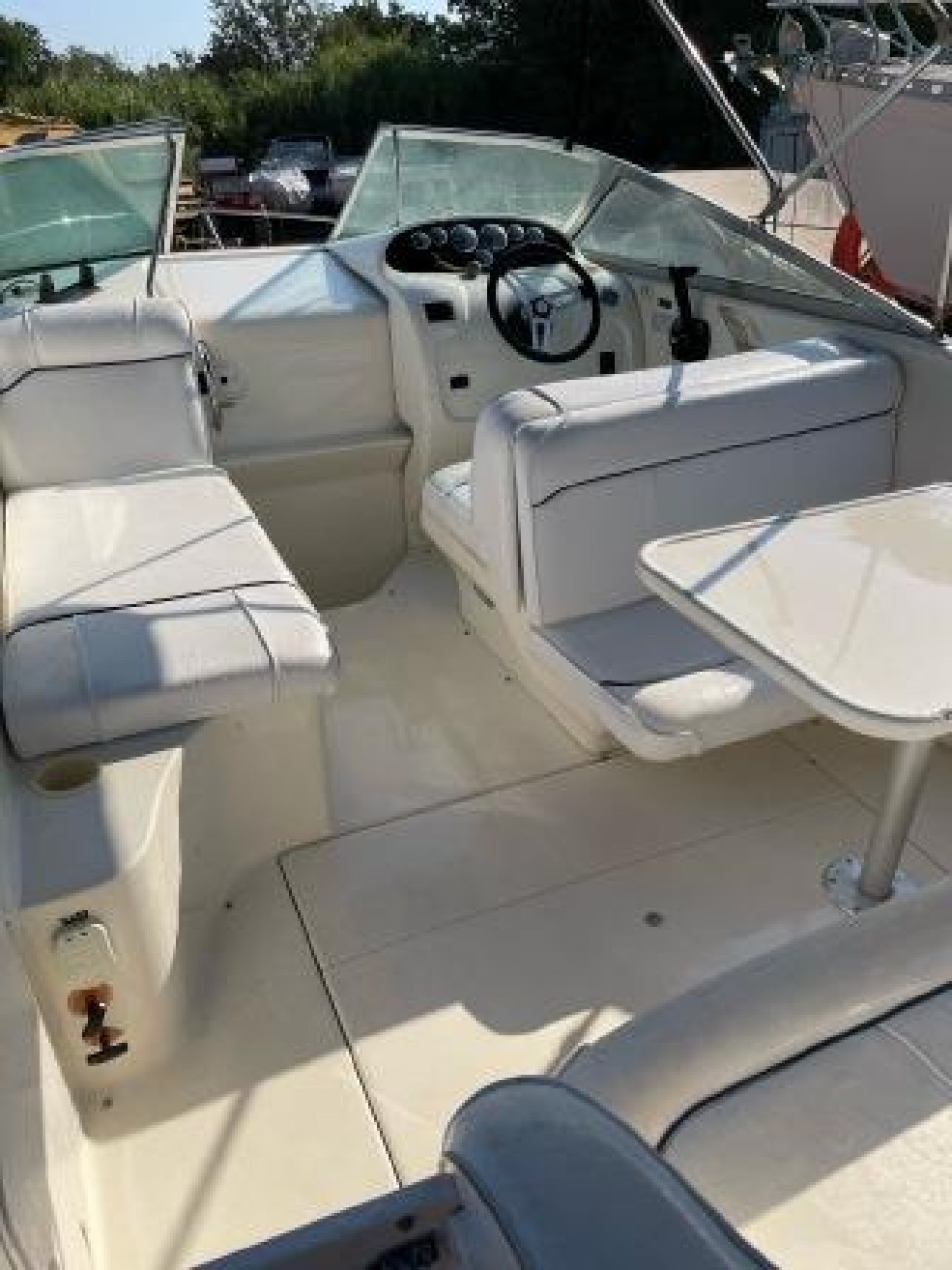 slider 1 Sea Ray  240 Sundancer